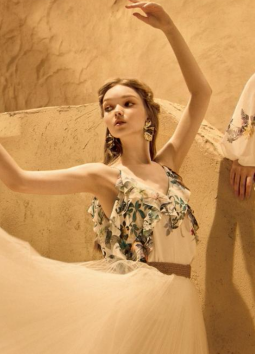 意大利风格连衣裙适合什么场合穿? 意大利风格连衣裙适合什么场合穿?