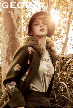 藏在鲜花礼服的浪漫