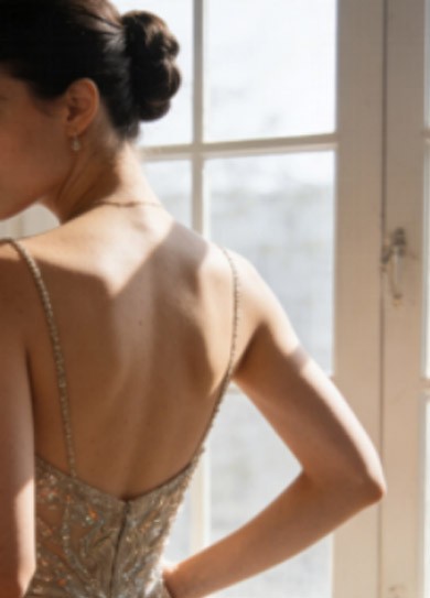 礼服与盘发如何适配？