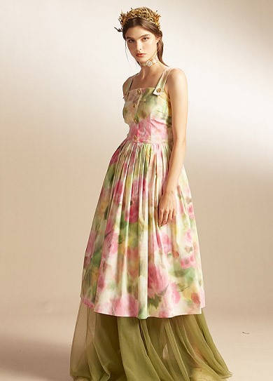 高定礼服为什么更强调效果？