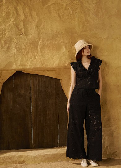 蕾丝礼服饰品搭配技巧