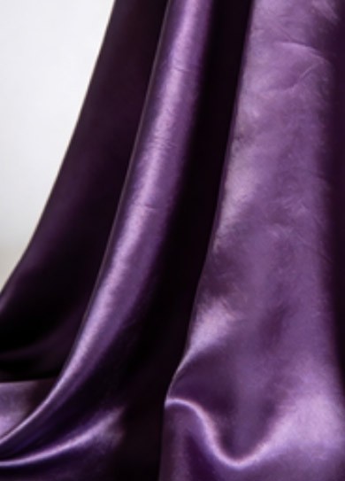 为什么说紫色象征高贵？   