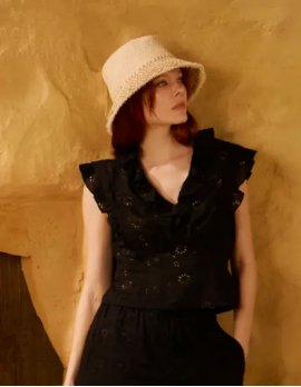 礼服如何展现出女性的美? 礼服如何展现出女性的美?