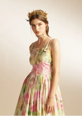 吉吉娜礼服怎么选版型最显瘦？