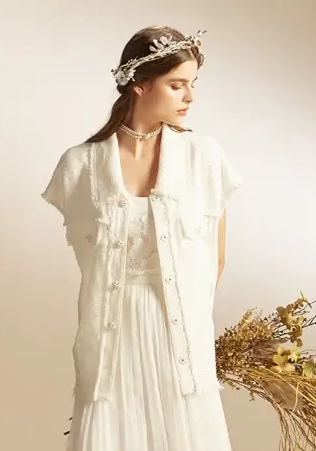 吉吉娜轻奢礼服能当婚礼或晚宴主礼服吗？