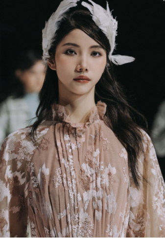 如何根据派对主题选择小礼服裙? 如何根据派对主题选择小礼服裙?